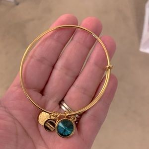 Alex and Ani Emerald birthstone charm bangle May
